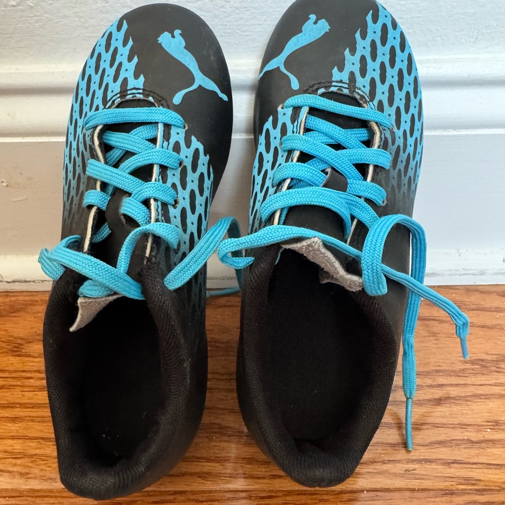 Puma Kids Sneakers - Black and Blue soccer cleats